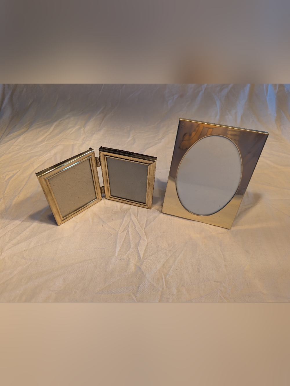 2/40$ Vintage Gold-Tone Brass Hinged Double and Music Oval Picture Frames